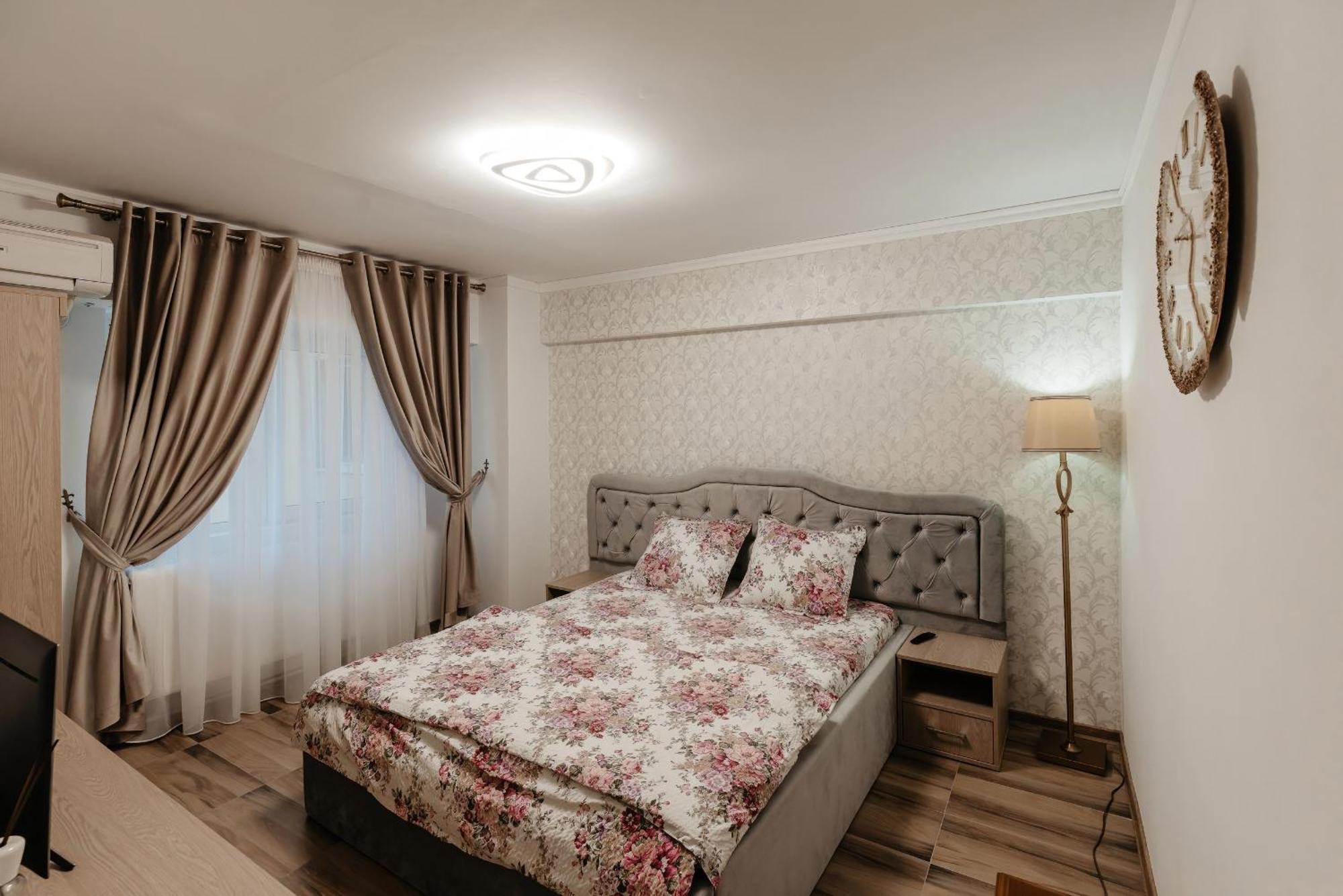 Luxury Radox Apartment Buzau City Center Exterior foto